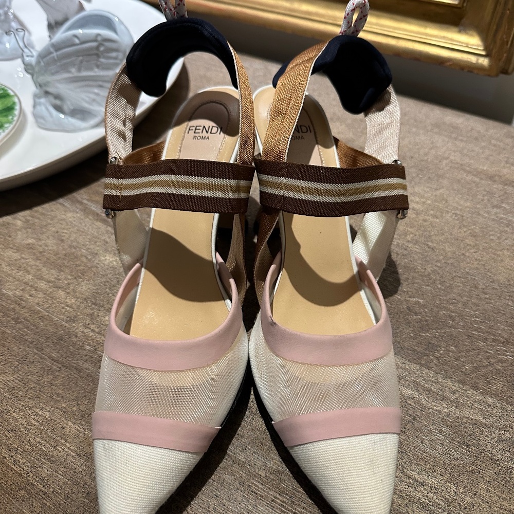 Fendi Multi Colored Pumps